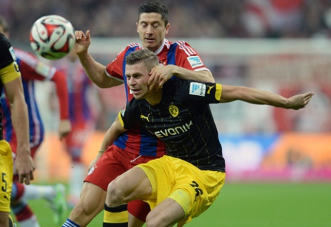 "Borussia" footballers couldn't resist the shining "Bayern" in front of the goal (VIDEO)