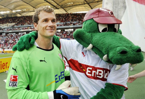 J.Lehmann: English Teams Play Foolishly