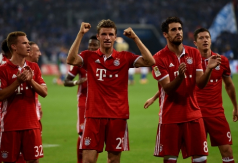 "Bayern" crushed "Schalke" only at the end of the match (VIDEO)