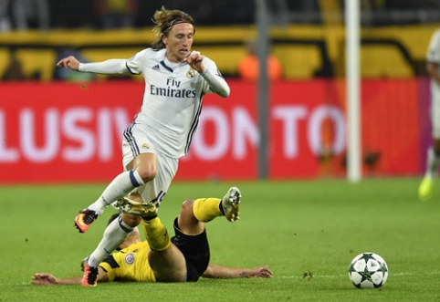 L. Modric suffered an injury and will not play for a month