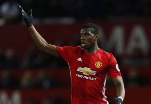 B. Robson: Pogba is suitable to be the captain of "Man United"