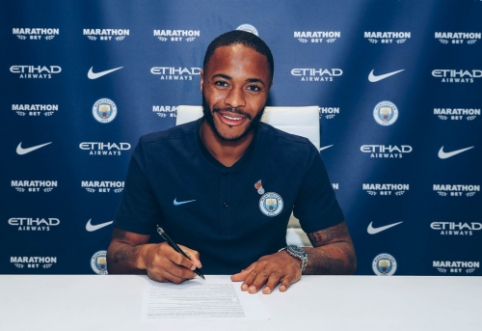 R. Sterling signed a new contract with "Man City"
