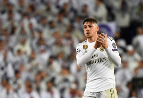 F. Valverde signed a new contract with "Real" ingrained in the starting eleven