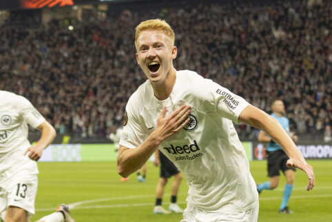 Man City casts nets on promising Eintracht player
