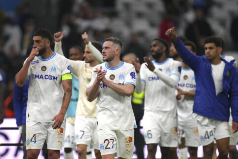 The Marseille club celebrated victory after a turbulent battle.
