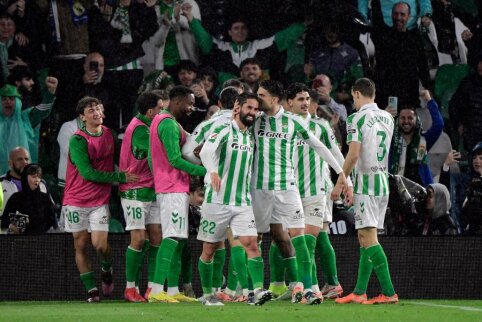 Real Betis handled the outsiders in the second half, Atletico had no trouble