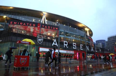 Champions League Semi-Final: Arsenal vs PSG (live match)
