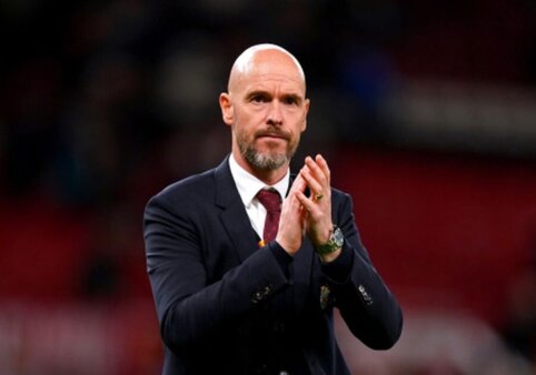 Official: E. ten Hag takes over the reins at Bayer