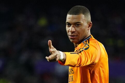 "Real" offers K. Mbappe to change his jersey number