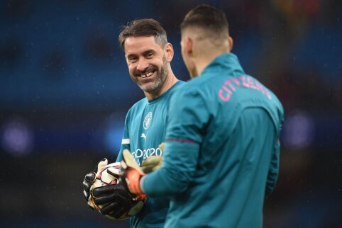 S. Carson leaves Manchester City after six years.