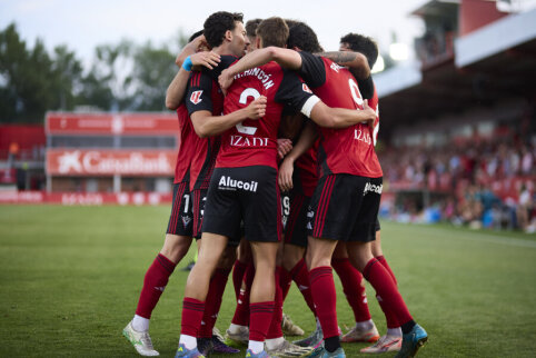 Mirandes and Oviedo Real fight for the last place in the La Liga championship