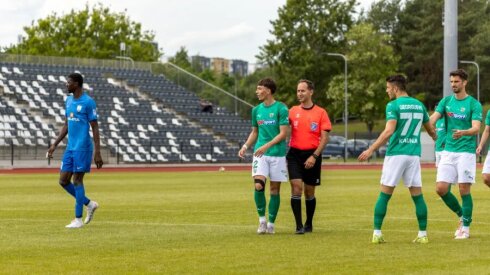 A league leader lost points in Marijampolė