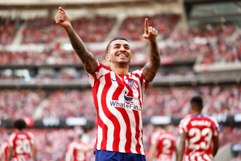 A. Correa will play for the Mexican club 'Tigres'