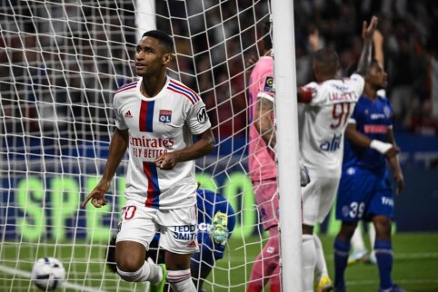 K. Tete reached a verbal agreement with Everton club.
