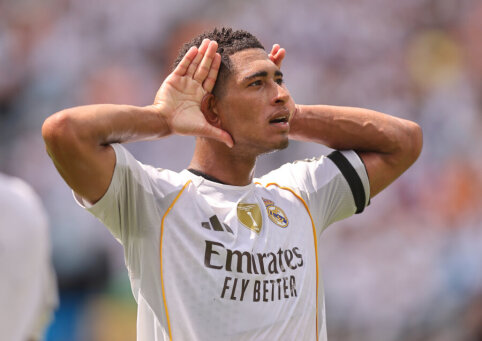 A red card punished 'Real' as they eliminated the Mexicans