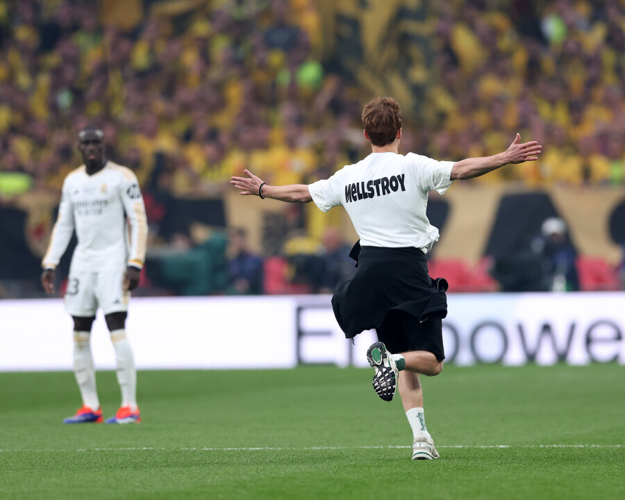 Champions League Final Intruder: A Influencer from Russia Deceived Me