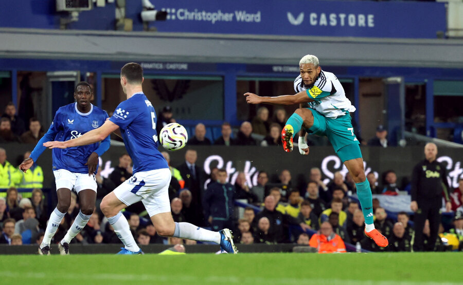 Everton and Newcastle each took a point
