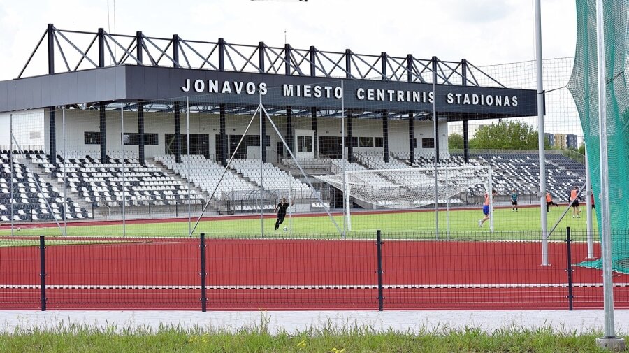 FK Jonava strengthens squad with talented midfielder