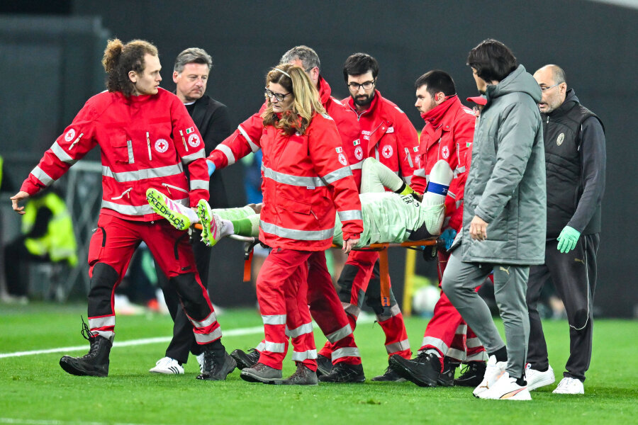 M. Maignans, who suffered a severe injury, has been taken to the hospital.