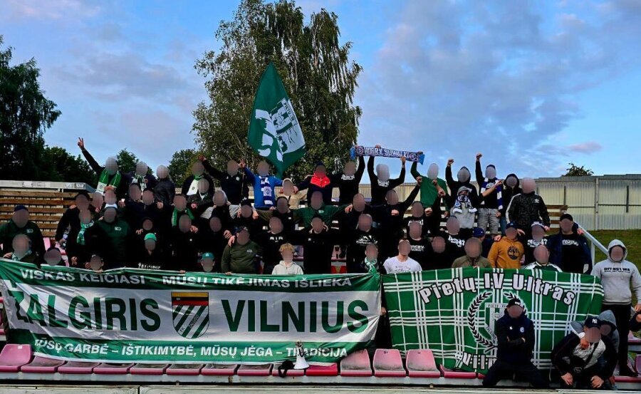 In Marijampolė, 'Žalgiris' fans joined forces with supporters from Poland.